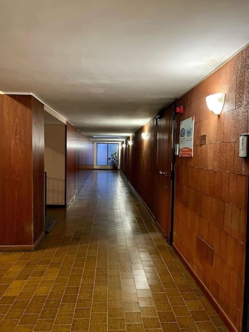 3 Fermate Dal Colosseo - Casa Vacanze Elena - 50 M Da Metro Garbatella Roma Esterno foto