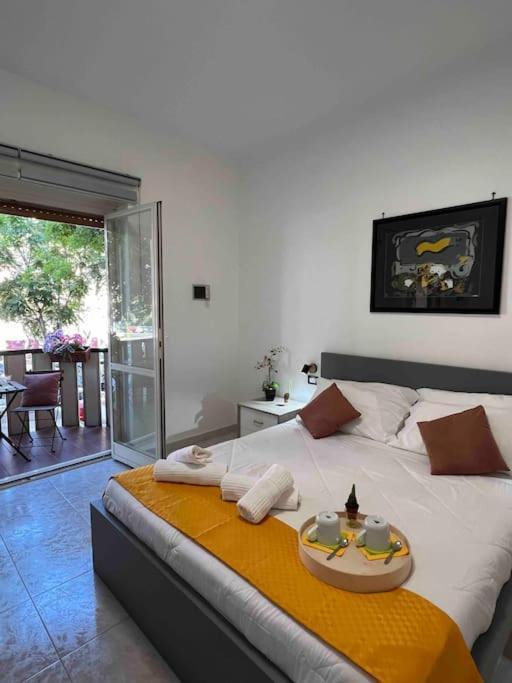 3 Fermate Dal Colosseo - Casa Vacanze Elena - 50 M Da Metro Garbatella Roma Esterno foto